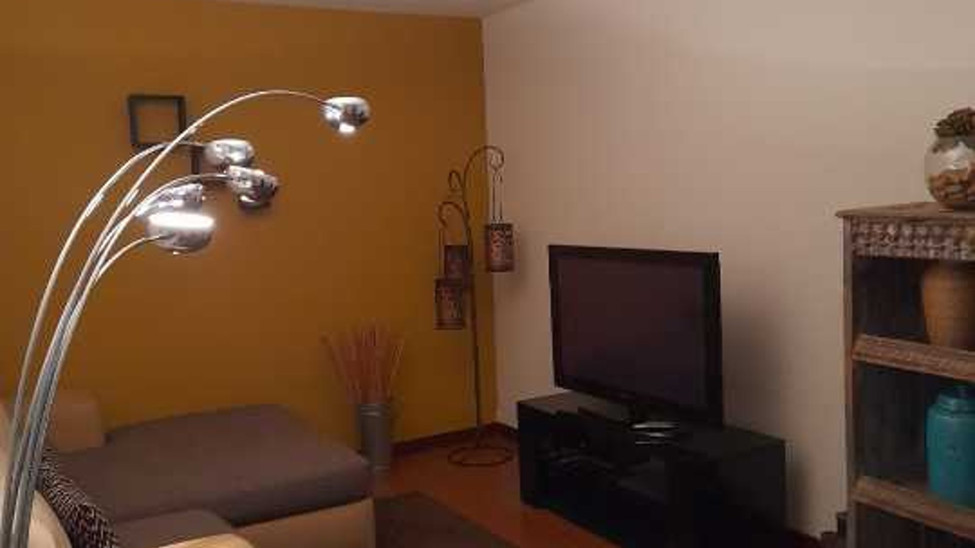 Rento amplio apartamento 3 habitaciones Vivaldi zona 14 - Miniatura 5