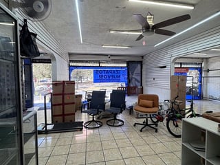 PROPIEDAD COMERCIAL EN ALQUILER – Boulevard Vista Hermosa, Zona 15 - 2