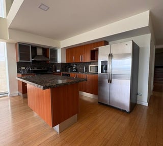 Apartamento Amueblado en Alquiler Edificio Atrium, zona 10