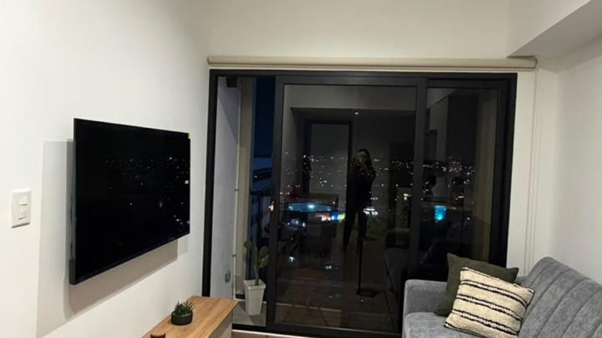 Apartamento amueblado en alquiler | Zona 4 - Miniatura 2