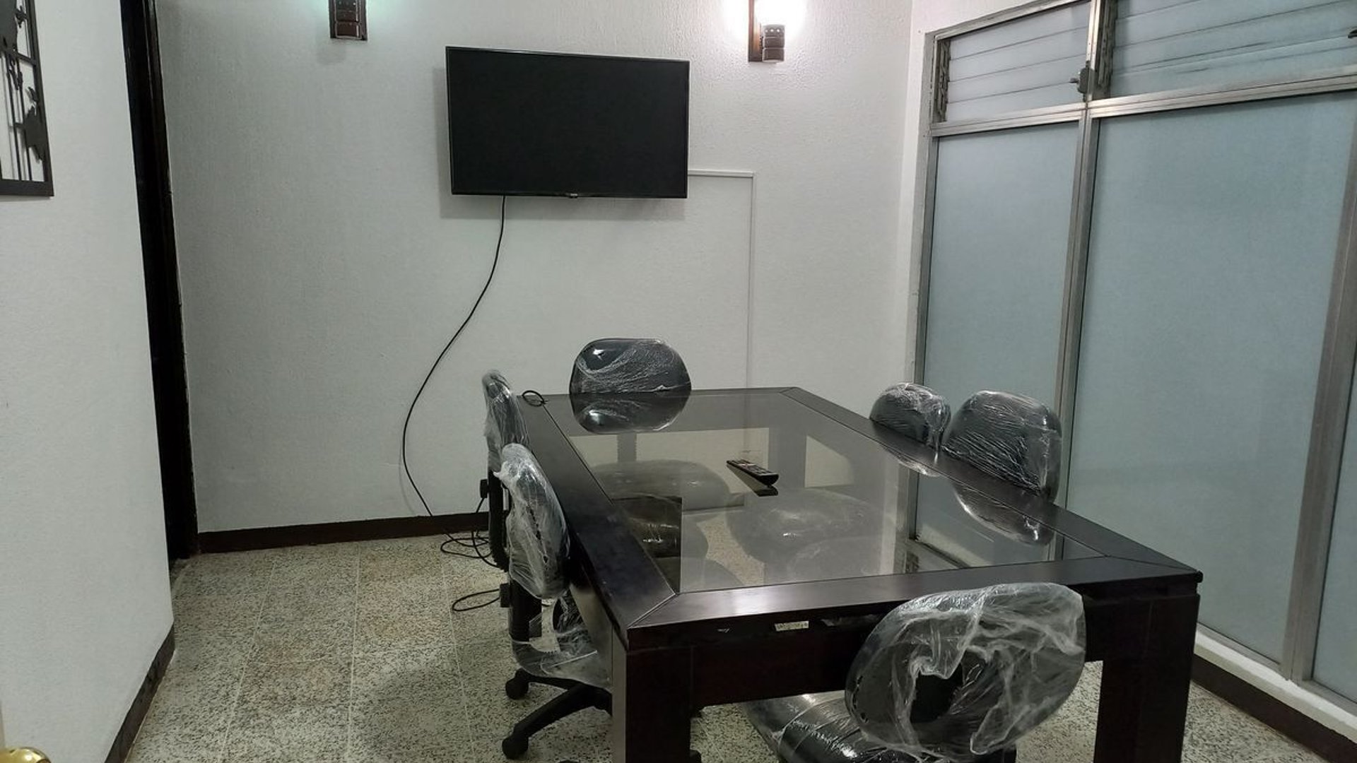 OFICINAS EN ALQUILER EN ZONA 3 LO DE BRAN