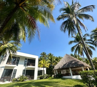 CHULAMAR FRENTE AL MAR  CASA EN VENTA