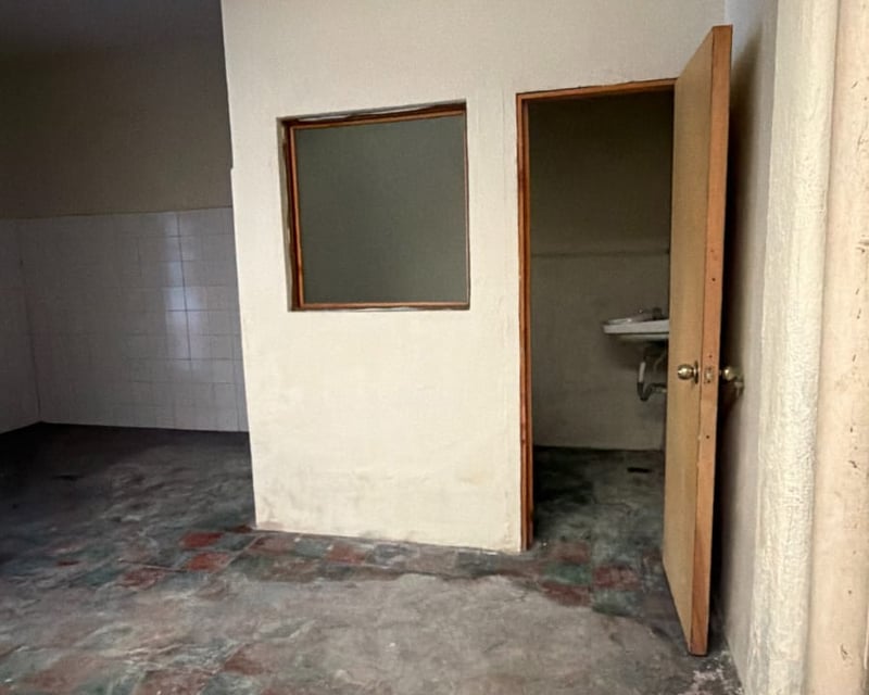 Casa para demoler en zona 6