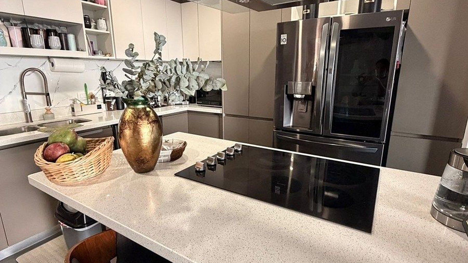 Apartamento en Renta amueblado, Zona 14 - Miniatura 3