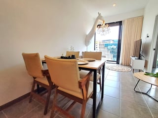 APARTAMENTO AMUEBLADO EDIFICIO QUINCE ESQUINA 69.8 MTS2, 2 DORMITORIOS, ZONA 15 - 2
