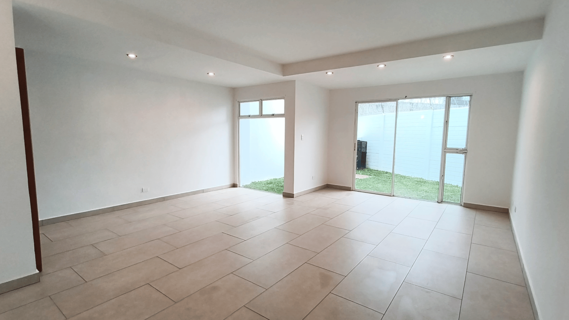 CASA EN VENTA | KM 15.8 CARRETERA A EL SALVADOR