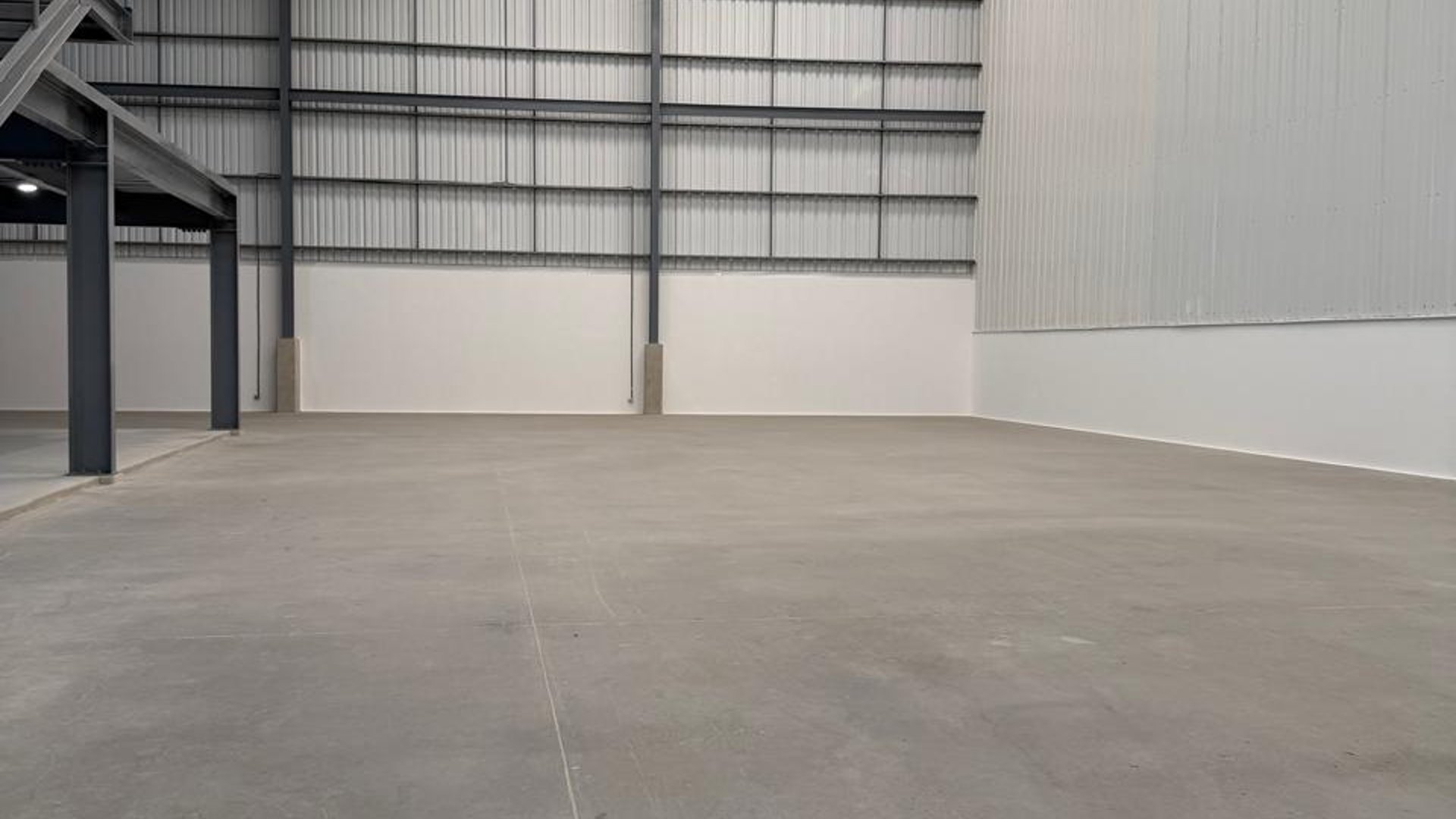 Ofibodegas en Renta CA-9 km 28.7 / Parque Industrial Gamma - Miniatura 6