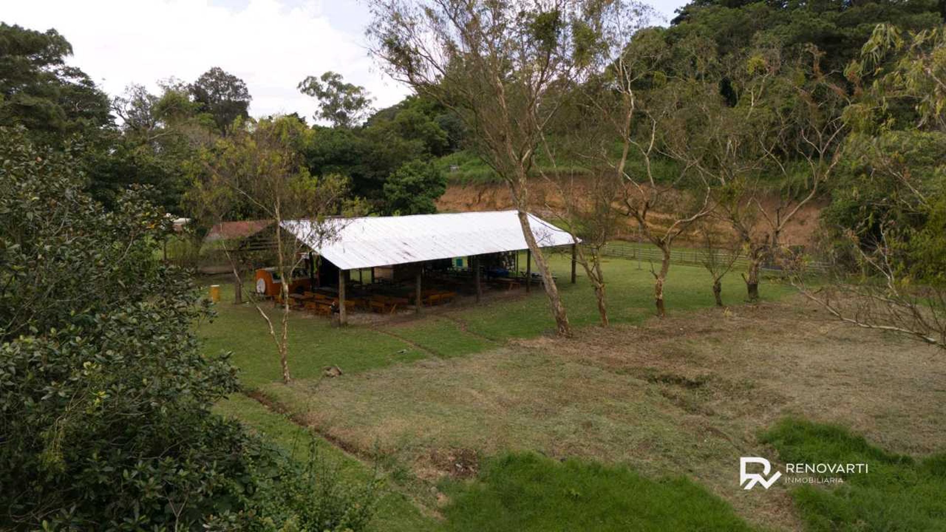 Vendo Terreno en Santa Elena Barillas con Excelente Vista al Lago - Miniatura 3