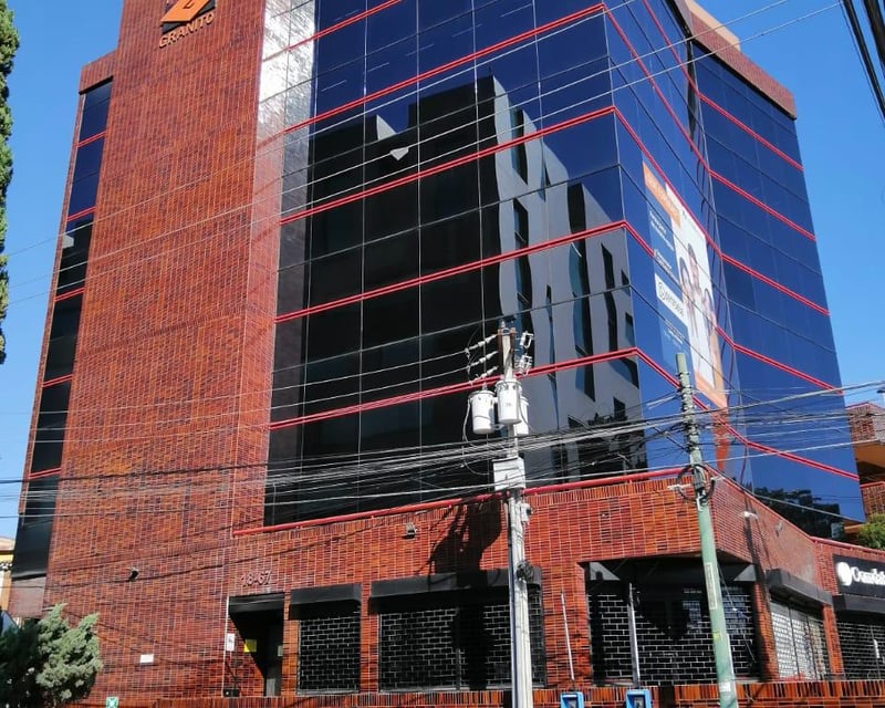 EDIFICIO EN RENTA ZONA 10