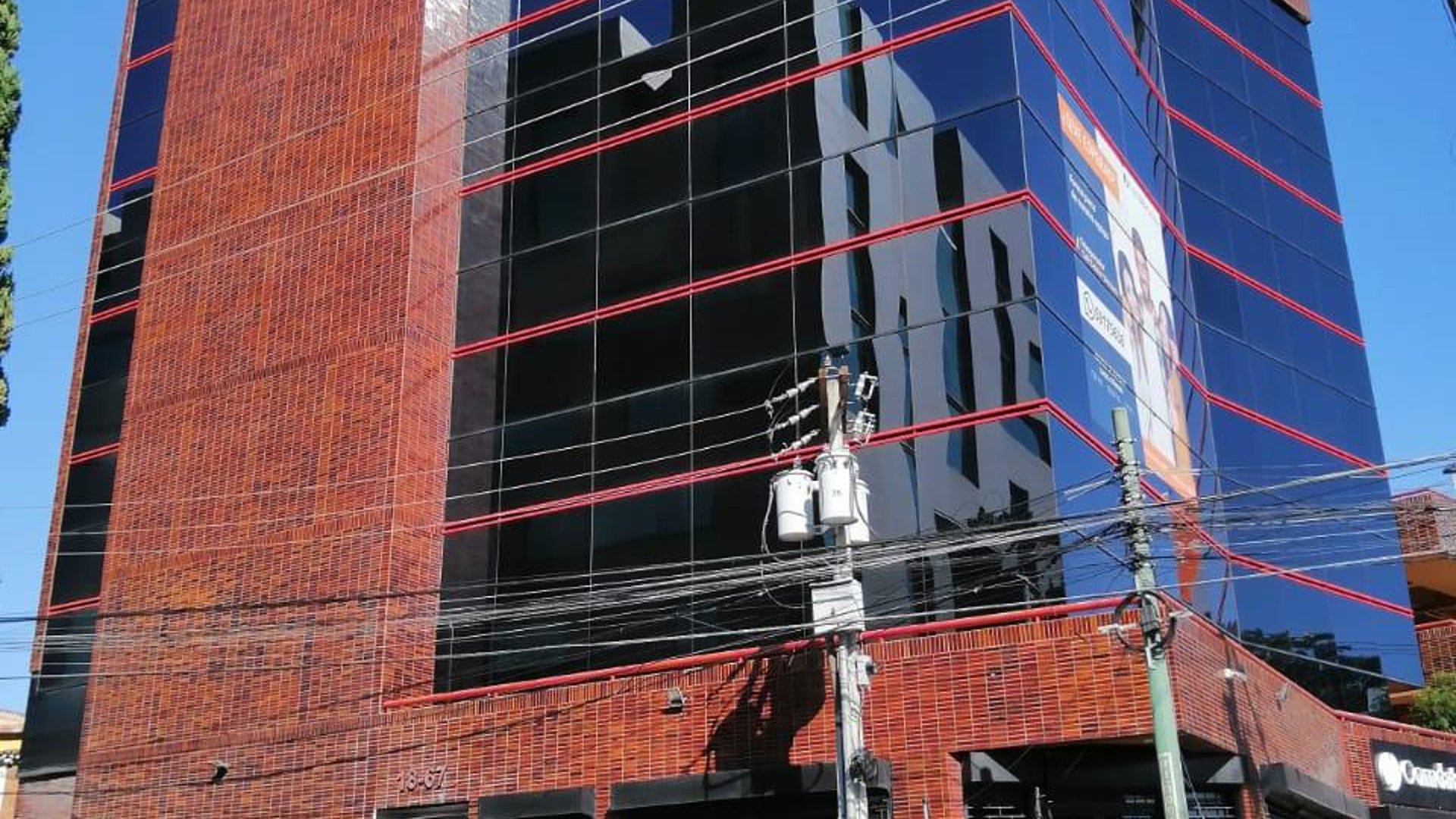 EDIFICIO EN RENTA ZONA 10