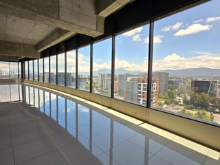 En venta oficinas en Zona 10 Diagonal 6 Guatemala - 4