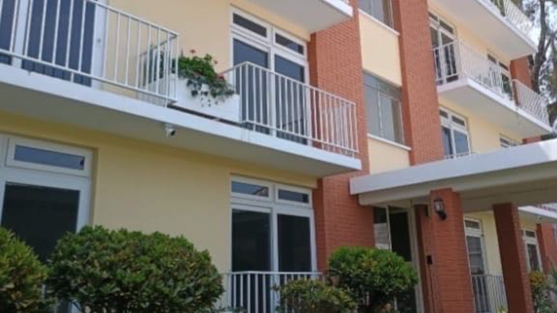 Alquiler apartamento 2 Dormitorios final Ave. Hincapié Z.13 Eliete (B)