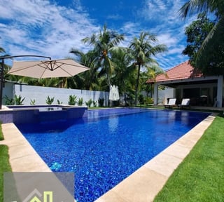 MONTERRICO/ 3 casas en Venta juntas