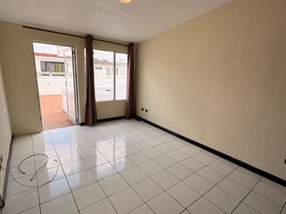 Casa en venta o alquiler en Santa Amelia 2, zona 16 - 4