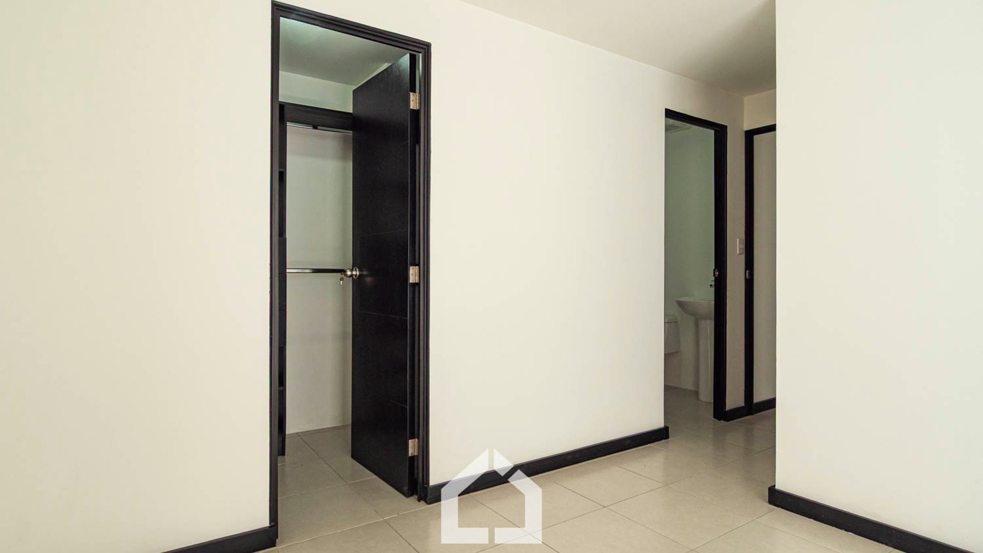 Apartamentos de 3 habitaciones en Museo San Mateo, zona 7 - Miniatura 6