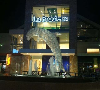 ZONA PRADERA / Local en Venta, zona 10