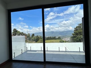 Casa en Venta de 3 dormitorios en km 20 San José Pinula - 2