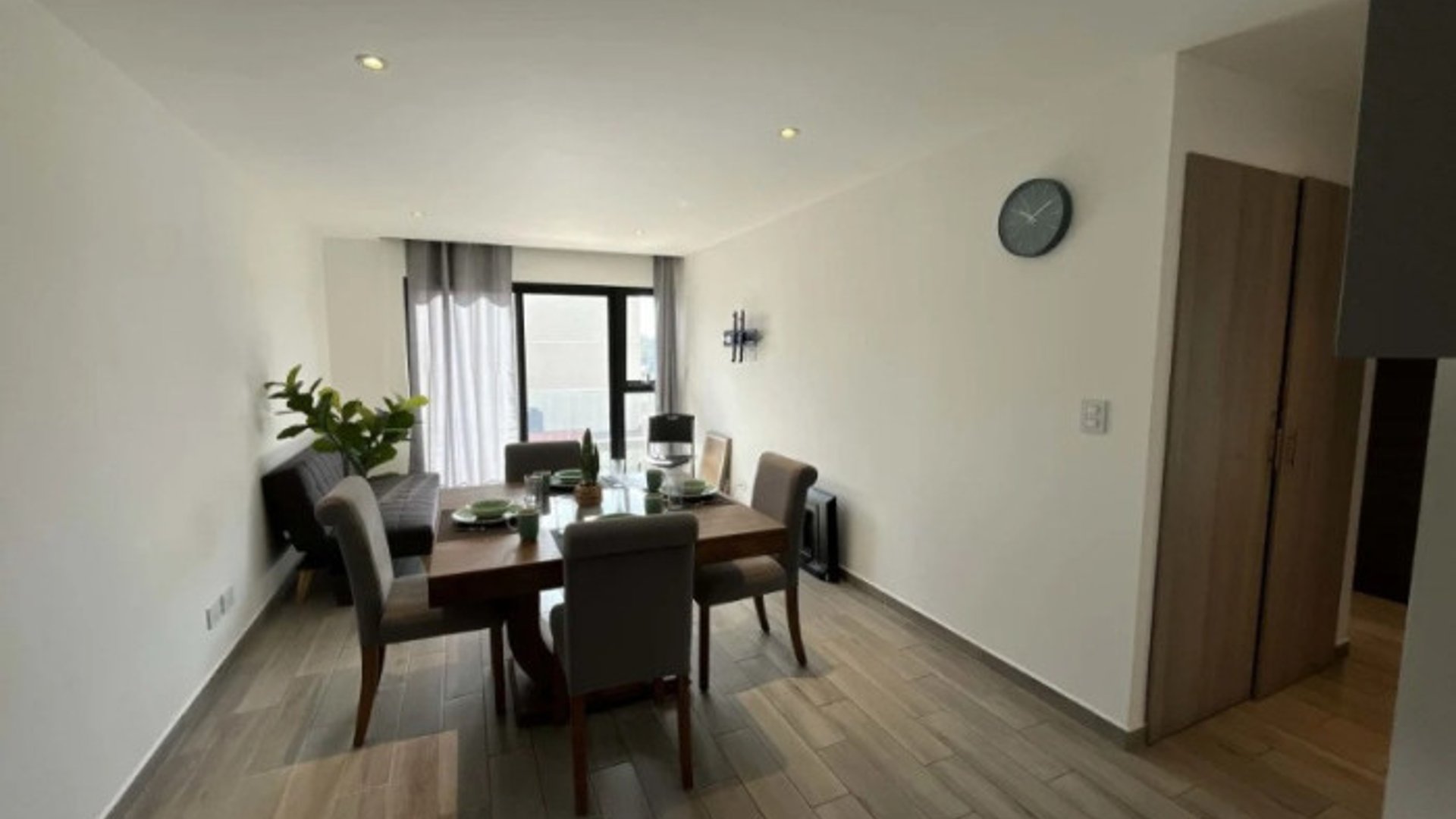 Rento apartamento en parque 10 zona 10