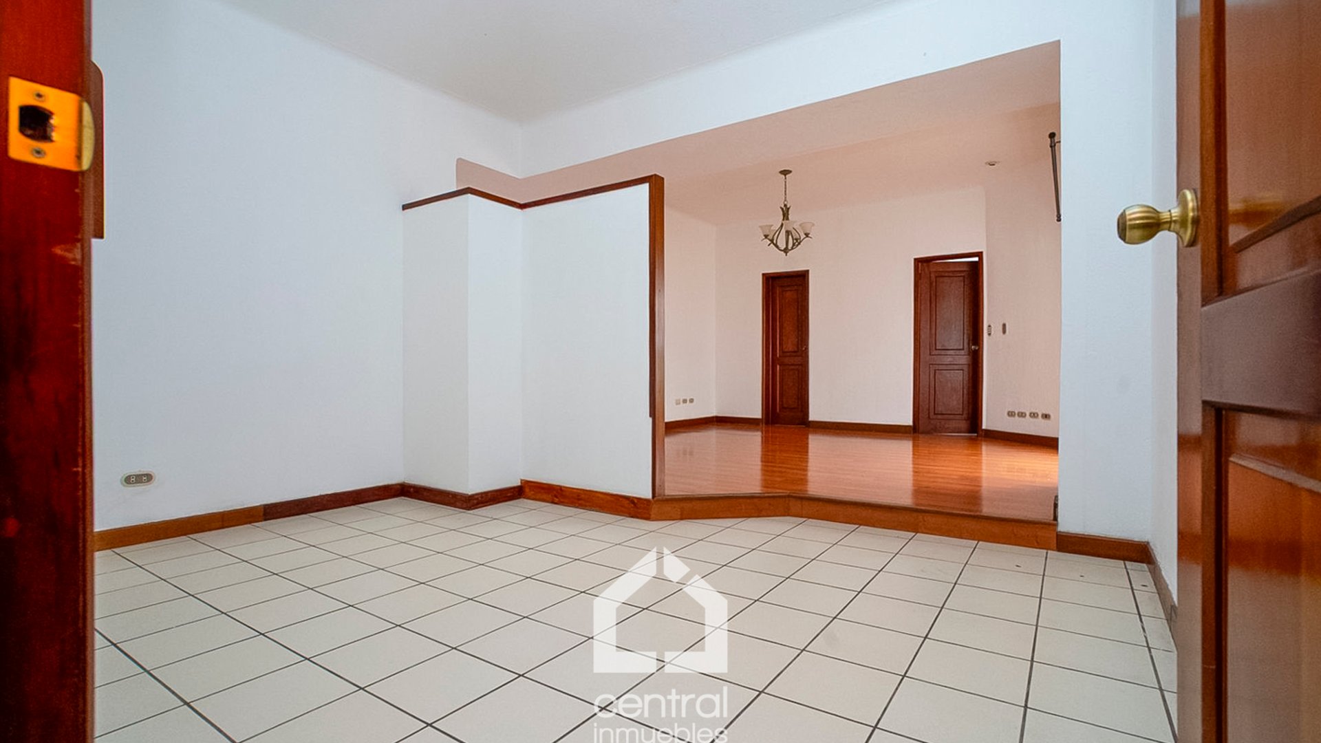 Casa en Residenciales San Miguel, km.16.5 carretera al Salvador - Miniatura 11