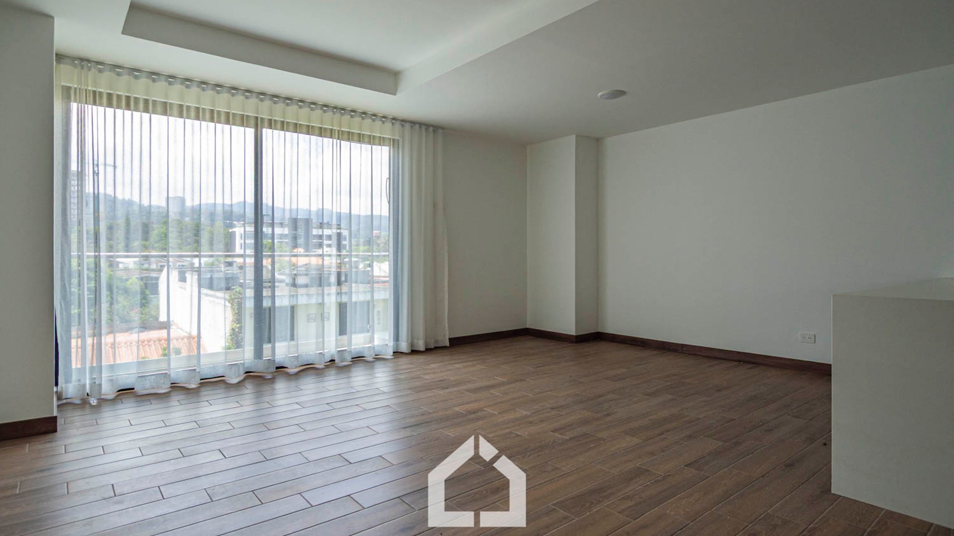 Apartamento de 3 habitaciones en 21B+, zona 15 - Miniatura 3