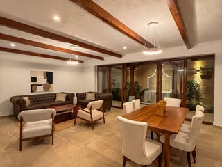 Los Franciscanos Ciudad Vieja, Casa en Venta. Luz - 2