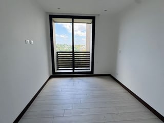 Apartamento en Alquiler en Spazio Residencias, Zona 15 - 3