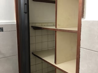 Alquiler o venta de oficina en El Edificio Reforma Montufar  - Image 10