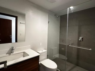 Apartamento con linea blanca y 3 habitaciones en zona 14 Ref-5463 - 4
