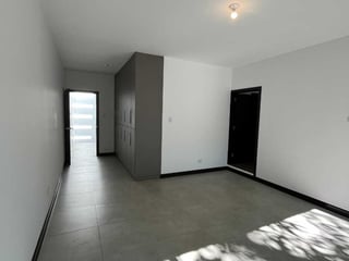 CASA EN VENTA EN LAS FUENTES ZONA 16 - Image 11