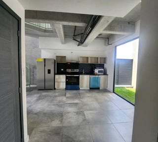Vendo Lindo Apartamento en Edificio Silk z4