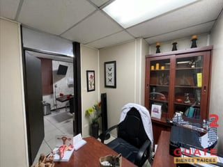 Oficina en Renta, Zona 10 (R8360) - 4