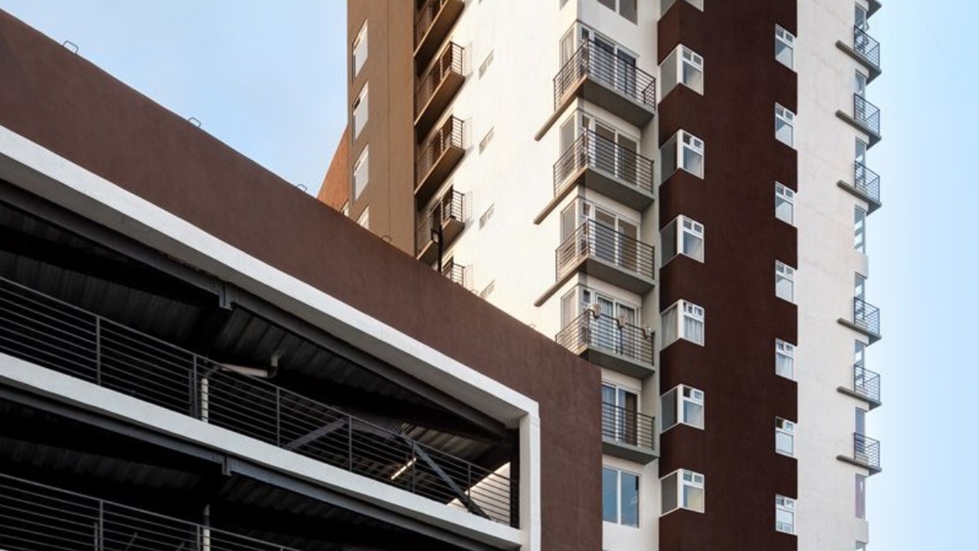 Apartamento en Venta zona 6, Torre Marti Inversion - Miniatura 2