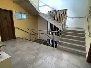 Apartamento en Renta La Floresta Zona 7 - Image 18