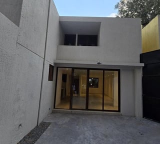 TOWNHOUSE EN VENTA | ZONA 10, CONDOMINIO PRIVADO (20 CALLE)