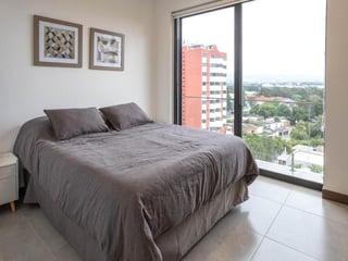 APARTAMENTOS EN ALQUILER EN ZONA 13 - 4