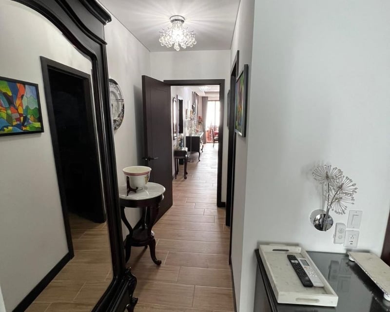 APARTAMENTO AMUEBLADO EN LIRIOS DE CAYALA