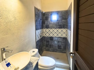 CASA EN VENTA EN ANTIGUA, FUERA DE GARITA    - Image 9