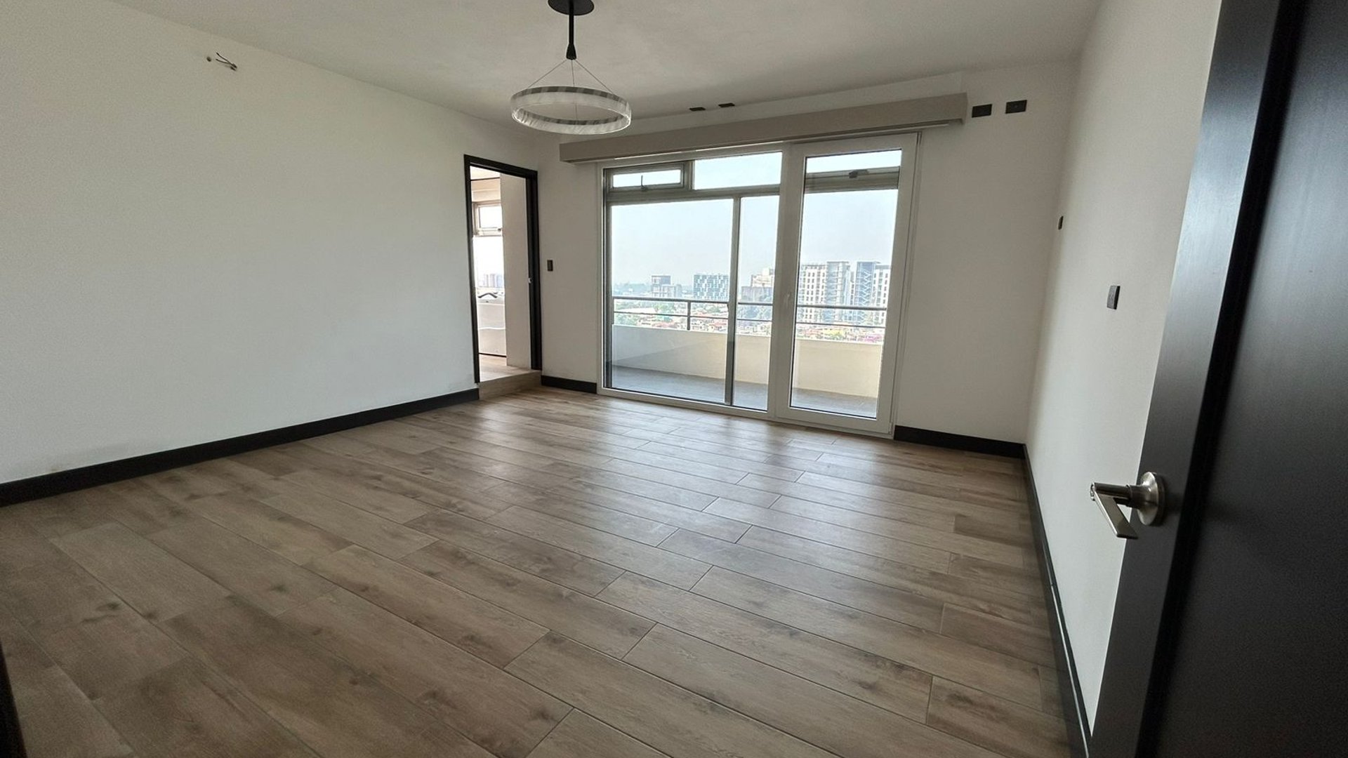 Apartamento en venta, en Zona 11