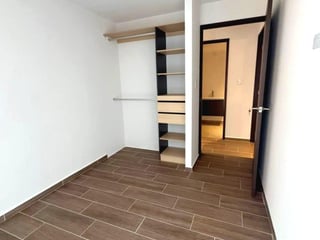 Apartamento en venta con linea blanca de 2 habitaciones en Z7 Ref-5472 - 5