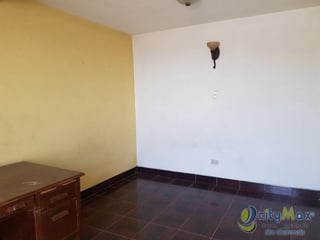 Casa en Venta Zona 18 Colonia Maya cerca del mercado - 4