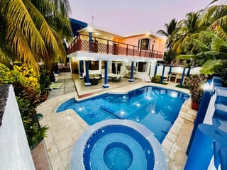 Espectacular Casa en Venta en Alta Mar Puerto San José - 2