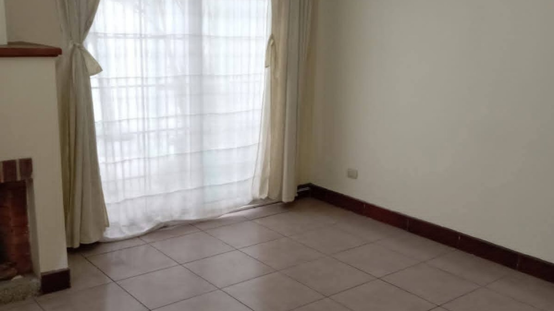 Rento Casa  en Colonia Montesano, zona 16 (atrás del hospital militar) - Miniatura 6