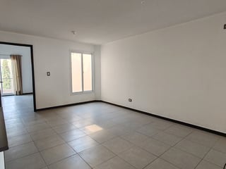 Casa en alquiler en Cumbres de la Arboleda Guatemala - Image 17