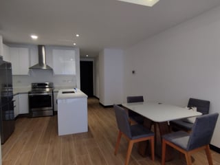 📍 APARTAMENTO AMUEBLADO EN RENTA – 2 HAB. | LIRIOS DE CAYALÁ 3 - 5