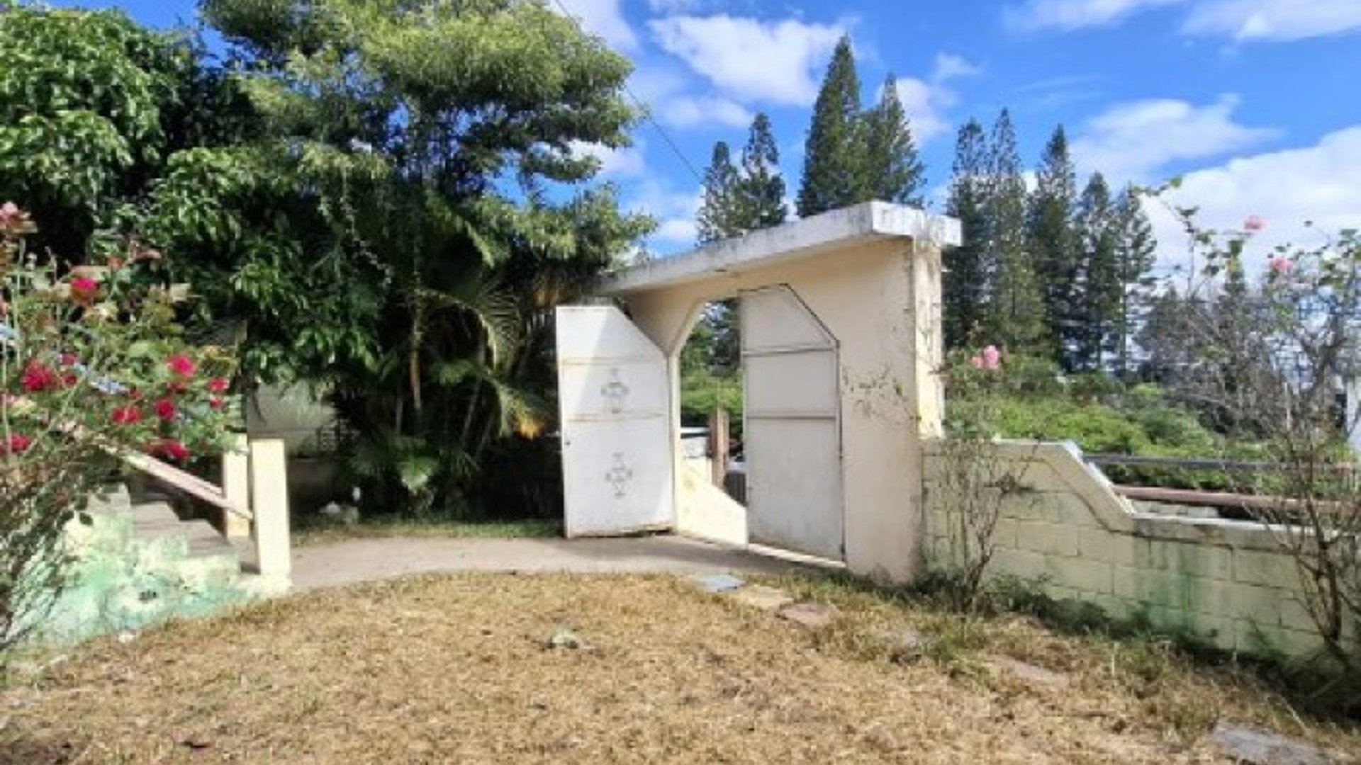Ofi-Bodega en Venta San Cristóbal Zona 8 de Mixco - Miniatura 2