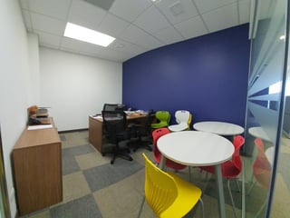 En venta oficina amueblada en Zona Pradera - 4