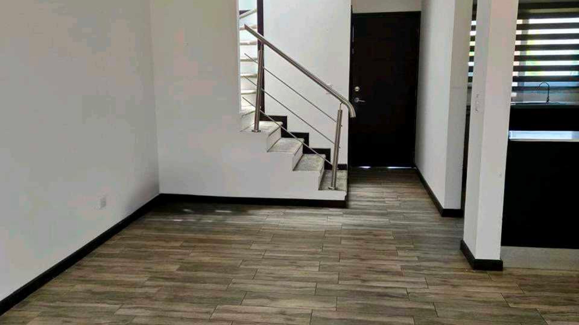 CASA EN VENTA / ALQUILER ???? Condominio Tanta Premier, Santa Catarina - Miniatura 4
