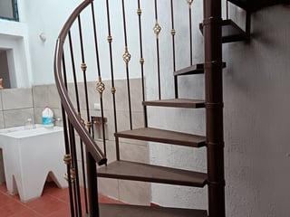 Venta de casa en casa ubicada en 6a avenida Norte, Zona 6, San lucas. - 3