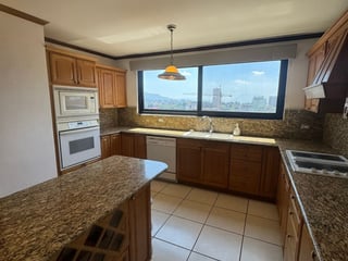 Penthouse en Venta y Renta cerca de La Estación zona 10 - 5