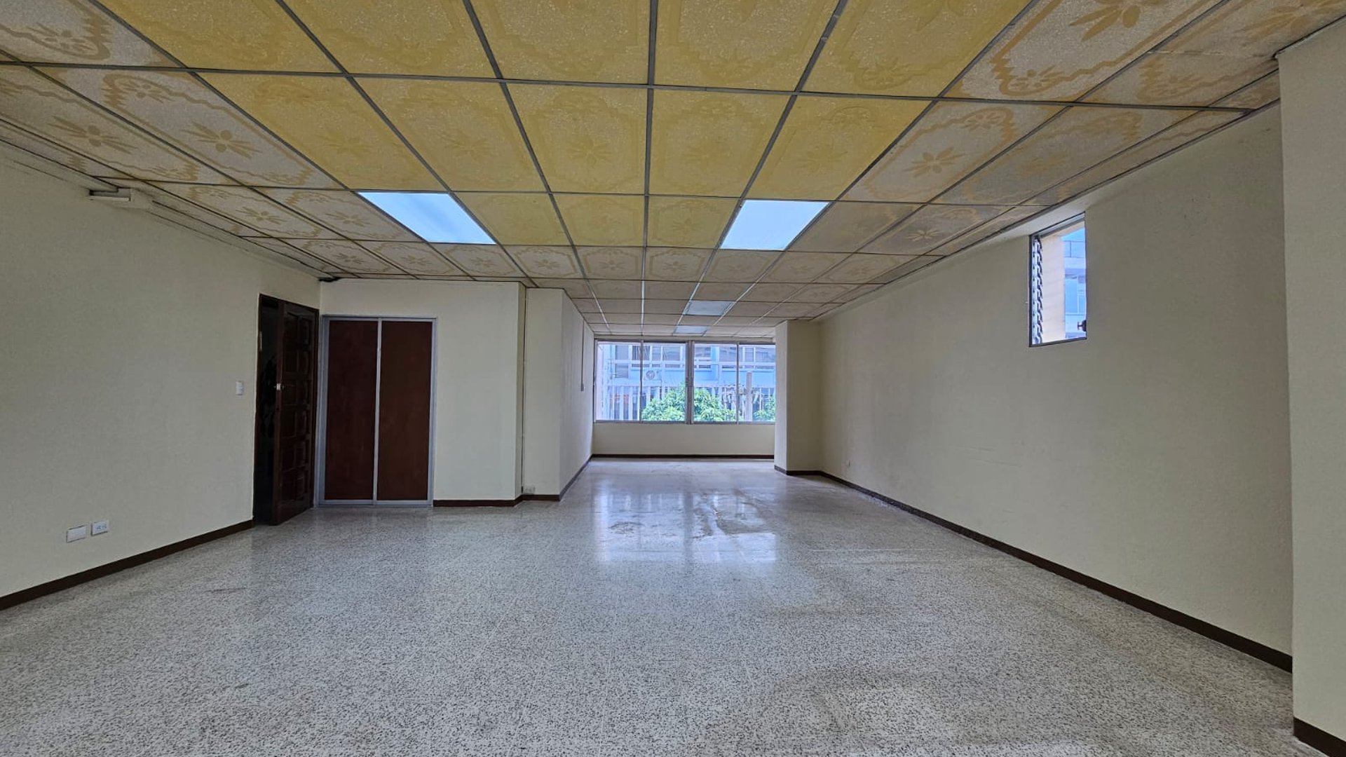 VENTA Oficina Zona 1 - Miniatura 2